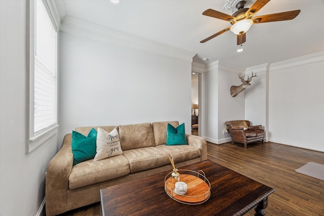 1212 Bingham St, Houston, TX 77007 - living area with crown molding, ceiling fan, wood finished floors, baseboards, and recessed lighting