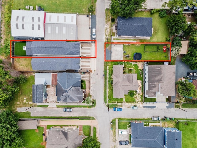 1212 Bingham St, Houston, TX 77007 - aerial view of residential area with property parcel outlined