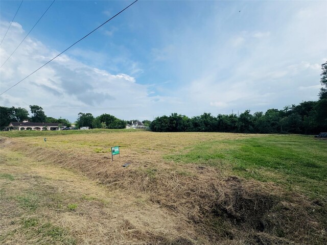 15721 Oleta Ln, Sugar Land, TX 77498