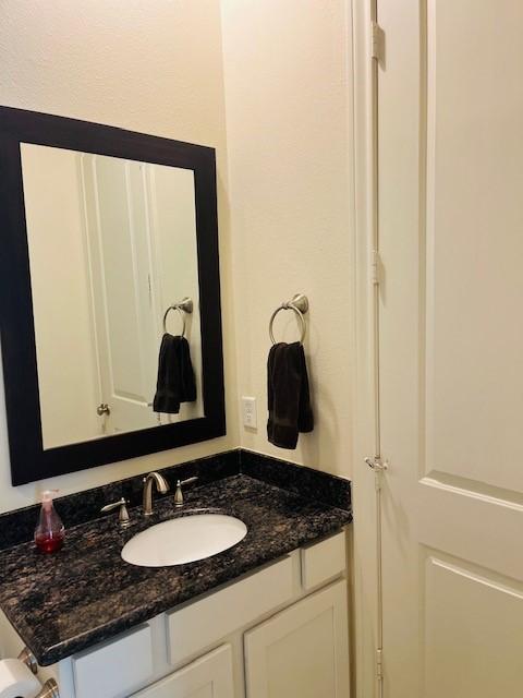 2533 Lamar St, Houston, TX 77003 - bathroom featuring vanity
