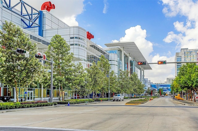 1211 Caroline St Unit 906, Houston, TX 77002 - view of building exterior with a city view