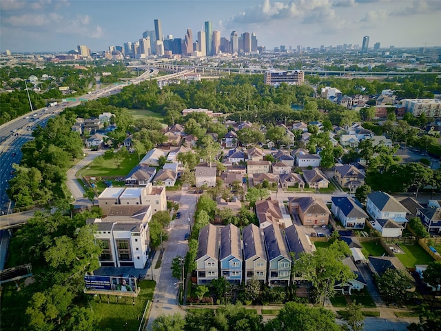 228 E Woodland St, Houston, TX 77009 - aerial view of property's location featuring skyline