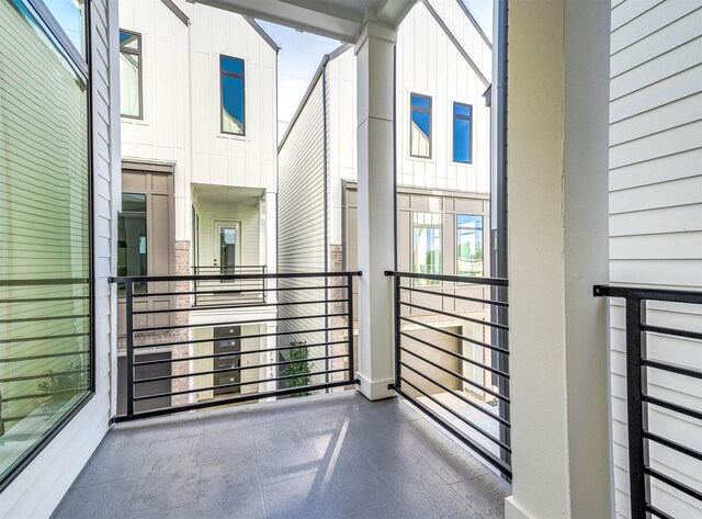 1707 Milby St, Houston, TX 77003 - view of balcony