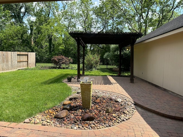 3730 Arundel Gardens Ln, Sugar Land, TX 77498 - view of yard featuring a pergola and a patio