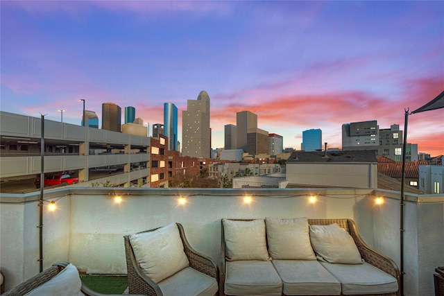 104 Pierce St, Houston, TX 77002 - balcony featuring a skyline view