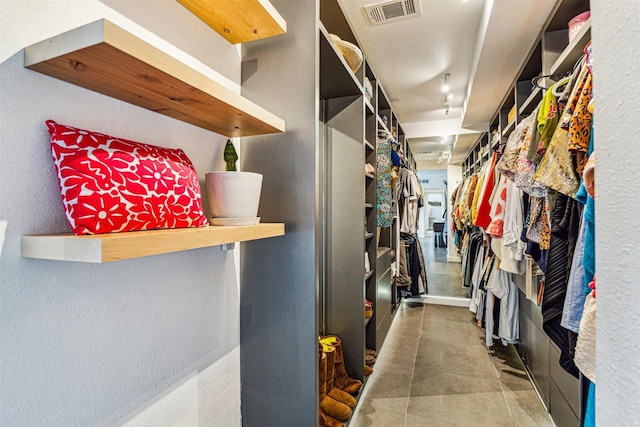 5231 Lamonte Ln, Houston, TX 77092 - view of walk in closet