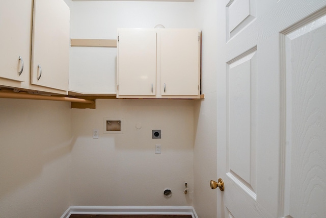 3550 Beacons Vw, Friendswood, TX 77546 - laundry area with hookup for a gas dryer, cabinet space, electric dryer hookup, and baseboards