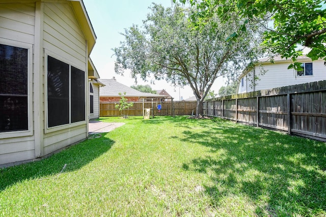 3550 Beacons Vw, Friendswood, TX 77546 - view of yard