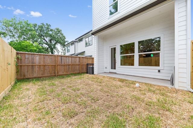 4710 Gunter St, Houston, TX 77020 - view of yard with cooling unit and a patio