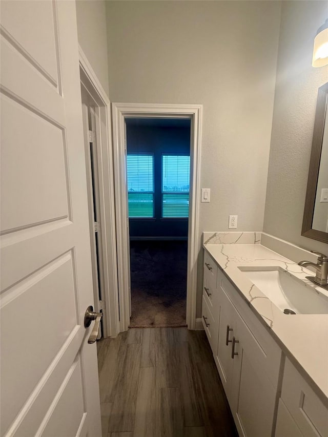 535 Longhorn Trl, Angleton, TX 77515 - bathroom featuring vanity and wood finished floors