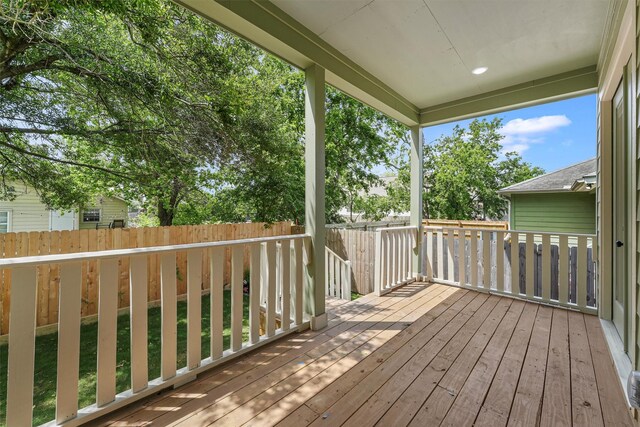 1316 E 34th St, Houston, TX 77022 - view of wooden deck