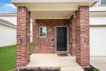 13427 Andi Brook Ln, Willis, TX 77378 - photo 5