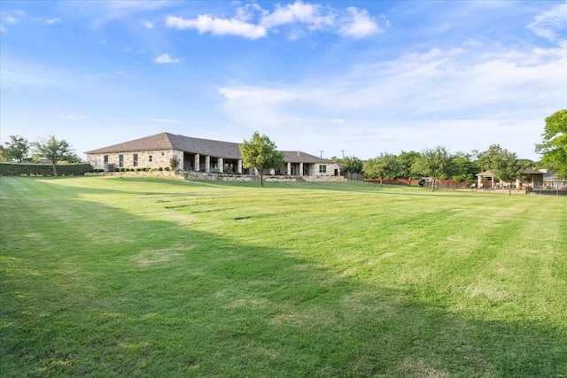 535 Creekside Dr, Salado, TX 76571 - view of grassy yard