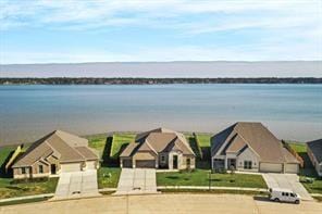 9314 Brunel Ln, Houston, TX 77044 - water view featuring nearby suburban area