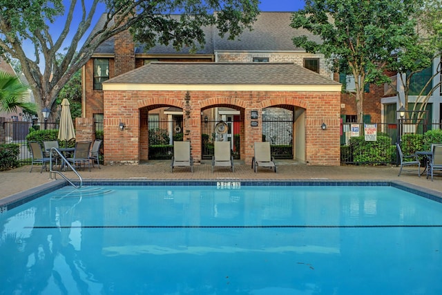 738 Augusta Dr Unit 312, Houston, TX 77057 - community pool with a patio
