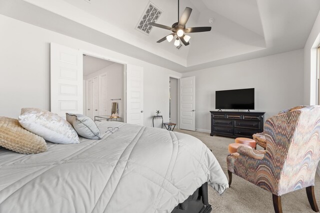 454 Patina Dr, Montgomery, TX 77316 - bedroom featuring carpet, a raised ceiling, a ceiling fan, and baseboards