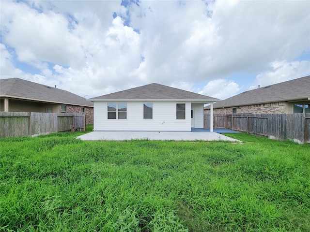 5426 Redwood Summit Ln, Katy, TX 77449 - back of property with a patio and a fenced backyard