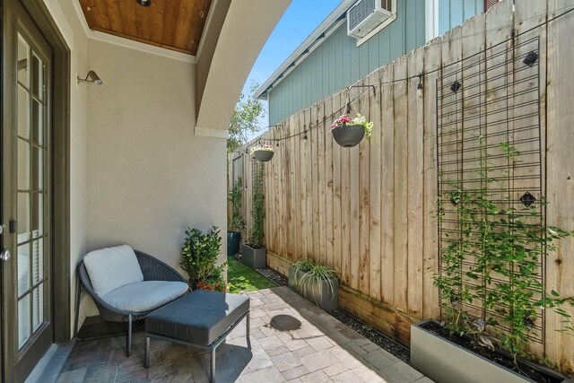 1705 Michigan St, Houston, TX 77006 - view of patio