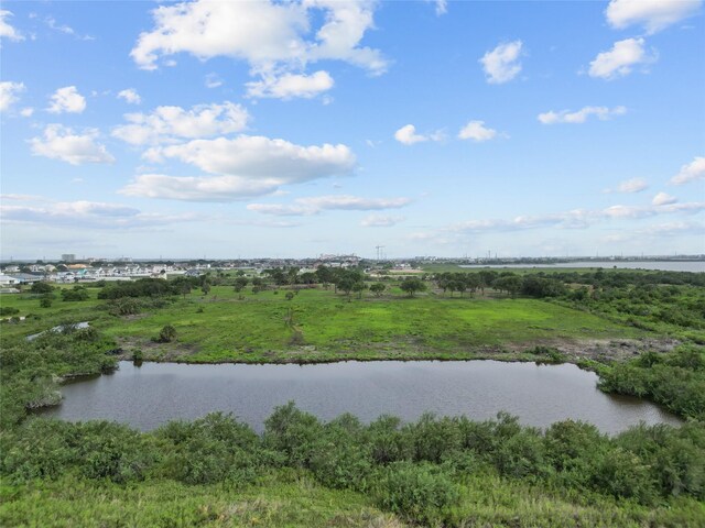 00 105th, Galveston, TX 77554