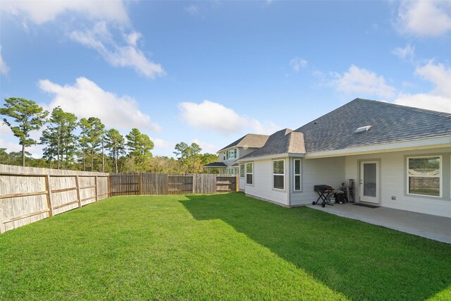 512 Highland Thicket Dr, Montgomery, TX 77316 - view of yard with a patio area