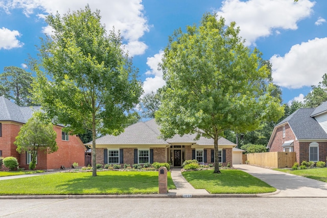 3918 Brook Shadow Dr, Kingwood, TX 77345 - photo 1
