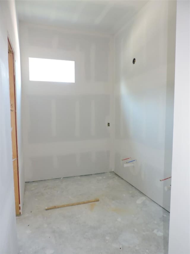 4118 Bear Creek Trce, Baytown, TX 77521 - bathroom with concrete floors