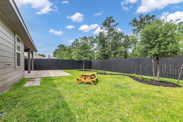 2322 Strong Horse Dr, Conroe, TX 77301 - view of yard featuring a patio