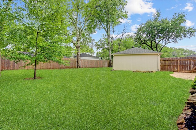 12427 Attlee Dr, Houston, TX 77077 - view of yard