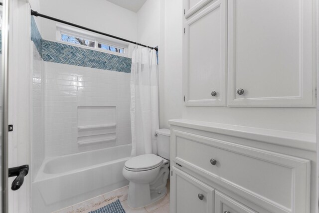 31026 Johlke Rd, Magnolia, TX 77355 - bathroom featuring shower / tub combo, toilet, and tile patterned flooring