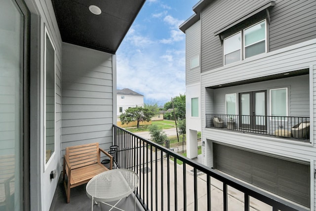 3022 Live Oak St, Houston, TX 77004 - view of balcony