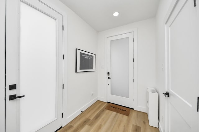 3022 Live Oak St, Houston, TX 77004 - foyer featuring light wood-style floors, baseboards, and recessed lighting