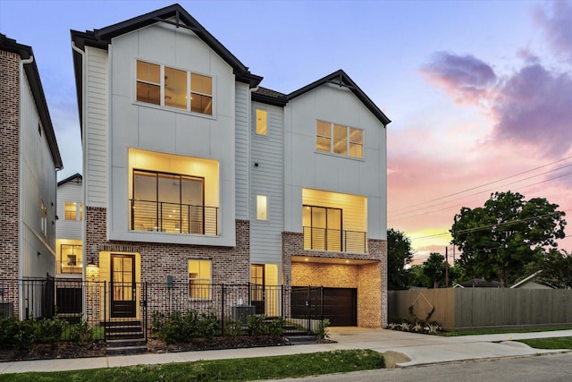 129 Eastwood St, Houston, TX 77011 - photo 33