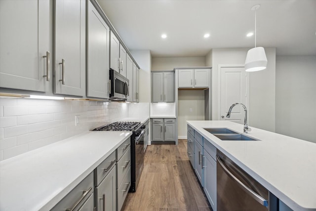 129 Eastwood St, Houston, TX 77011 - photo 8