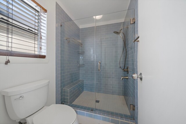 1918 Prospect St, Houston, TX 77004 - full bath featuring a shower stall