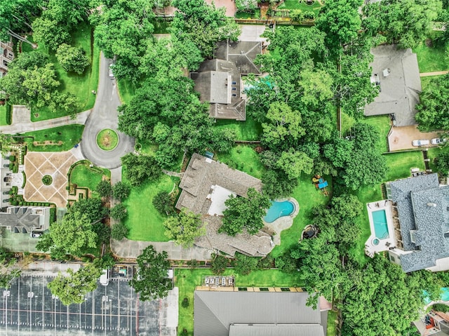 13 Robinwood Ln, Houston, TX 77024