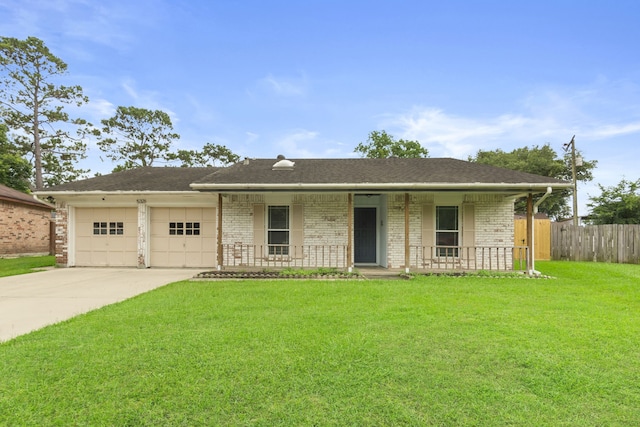 5321 Tanglebriar Dr, Dickinson, TX 77539 - photo 1
