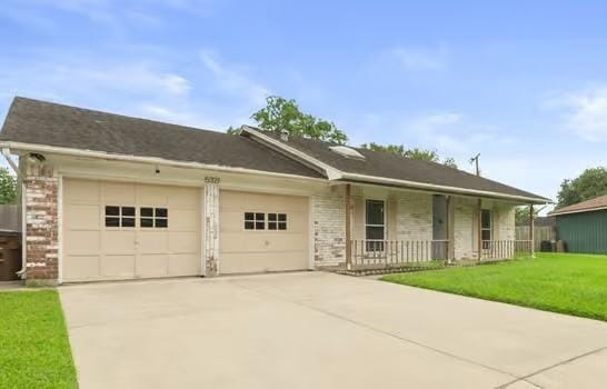 5321 Tanglebriar Dr, Dickinson, TX 77539 - photo 14