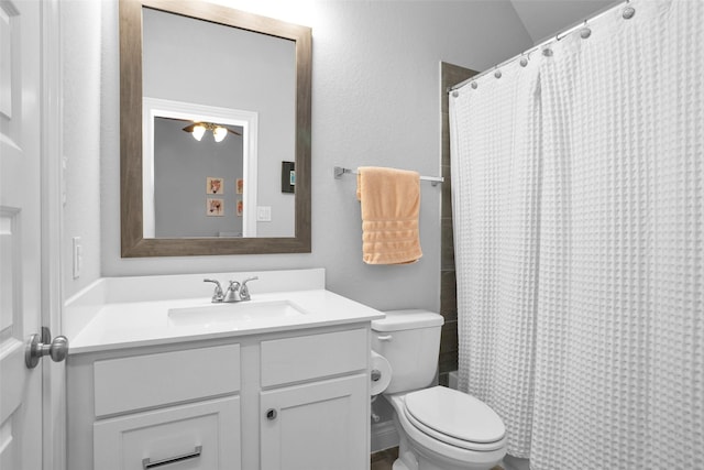 20423 Noble Arabian Dr, Tomball, TX 77377 - full bath featuring vanity and curtained shower