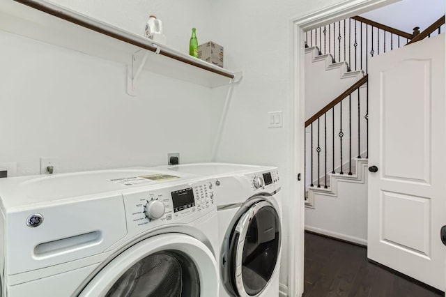 19251 N Cottonwood Green Ln, Cypress, TX 77433 - laundry area featuring washing machine and clothes dryer and dark wood-style flooring