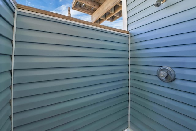 4023 Grayson Dr, Galveston, TX 77554 - detailed view