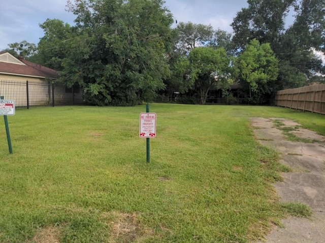 5774 Belneath St, Houston, TX 77033