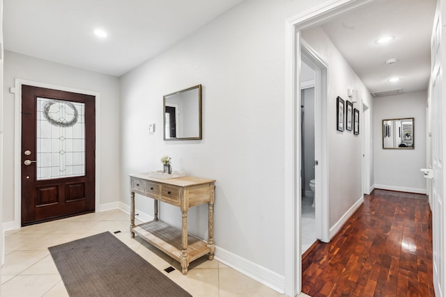 9123 Kapri Ln, Houston, TX 77025 - entrance foyer with baseboards and recessed lighting