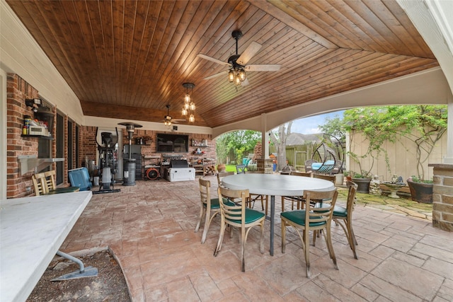 20107 Black Canyon Dr, Katy, TX 77450 - view of patio / terrace with outdoor dining space and a ceiling fan
