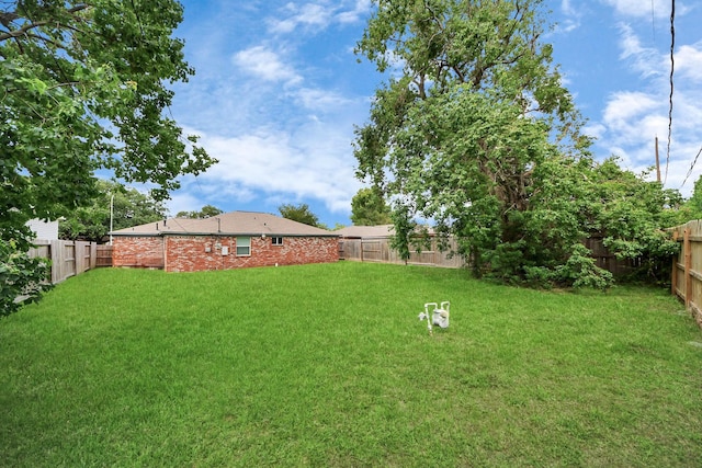 5423 Lillian St, Baytown, TX 77521 - view of yard