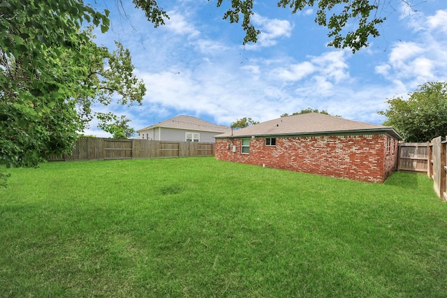 5423 Lillian St, Baytown, TX 77521 - view of yard