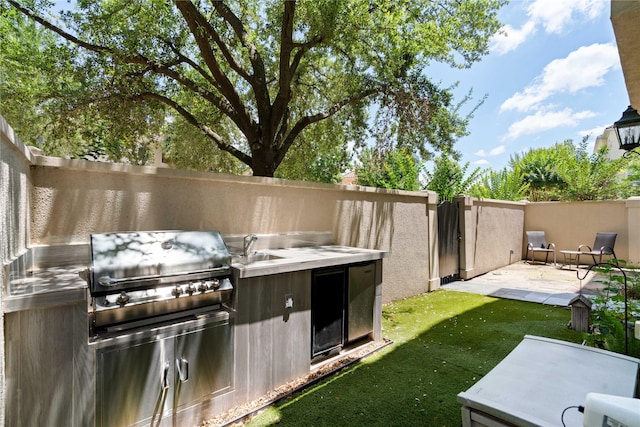 5507 Val Verde St, Houston, TX 77056 - view of yard with a patio