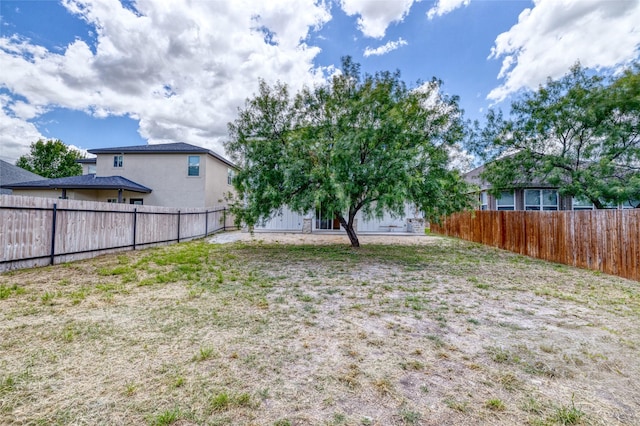 6 Rio Seco Dr, Uvalde, TX 78801 - view of fenced backyard