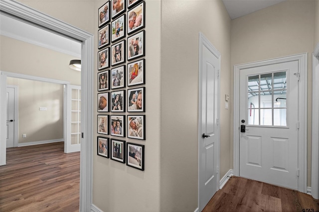 420 Bunker Dr, Tyler, TX 75703 - hallway featuring dark wood finished floors and baseboards