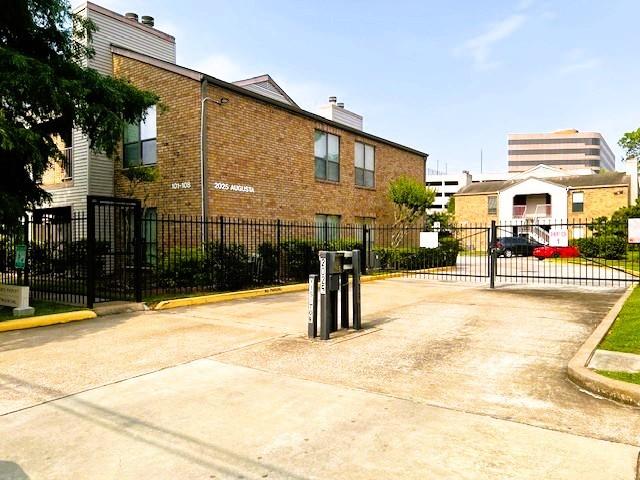 2025 Augusta Dr Unit 804, Houston, TX 77057 - photo 25