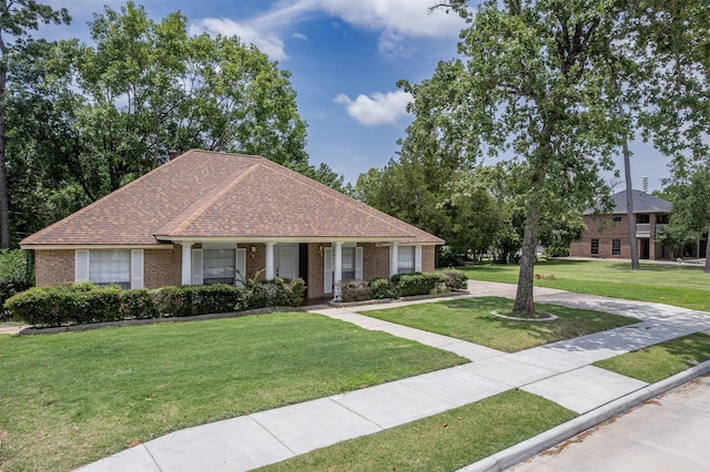 3301 Savell Dr, Baytown, TX 77521 - photo 2